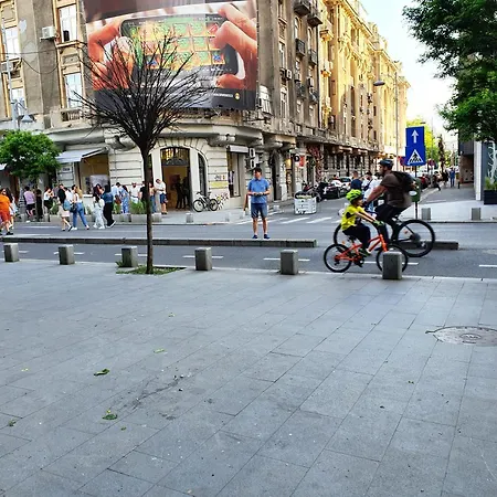 Quiet Panoramic - Calea Victoriei 布加勒斯特
